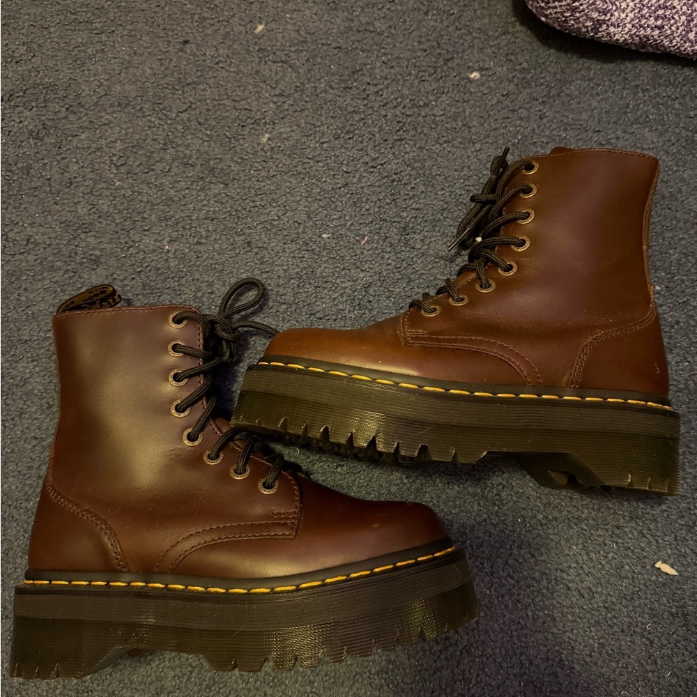 Brown Leather Lace-Up Boots